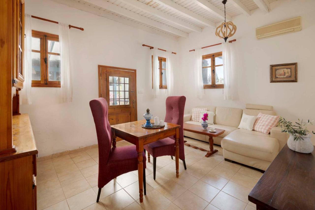 Cottage Houses Pentakomo Екстериор снимка